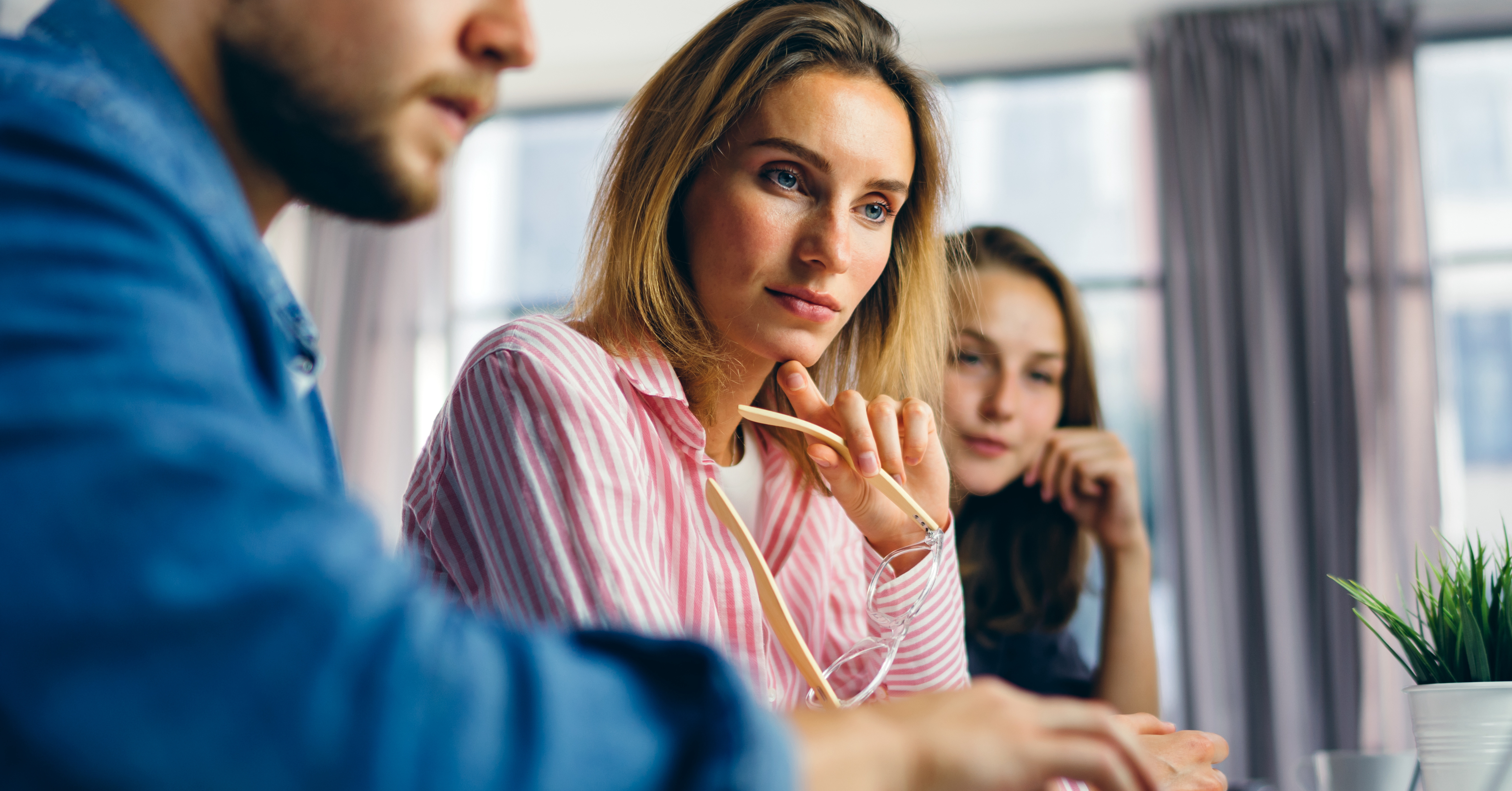 5 Leadership Habits That Turn Everyday Interactions Into Lasting Trust