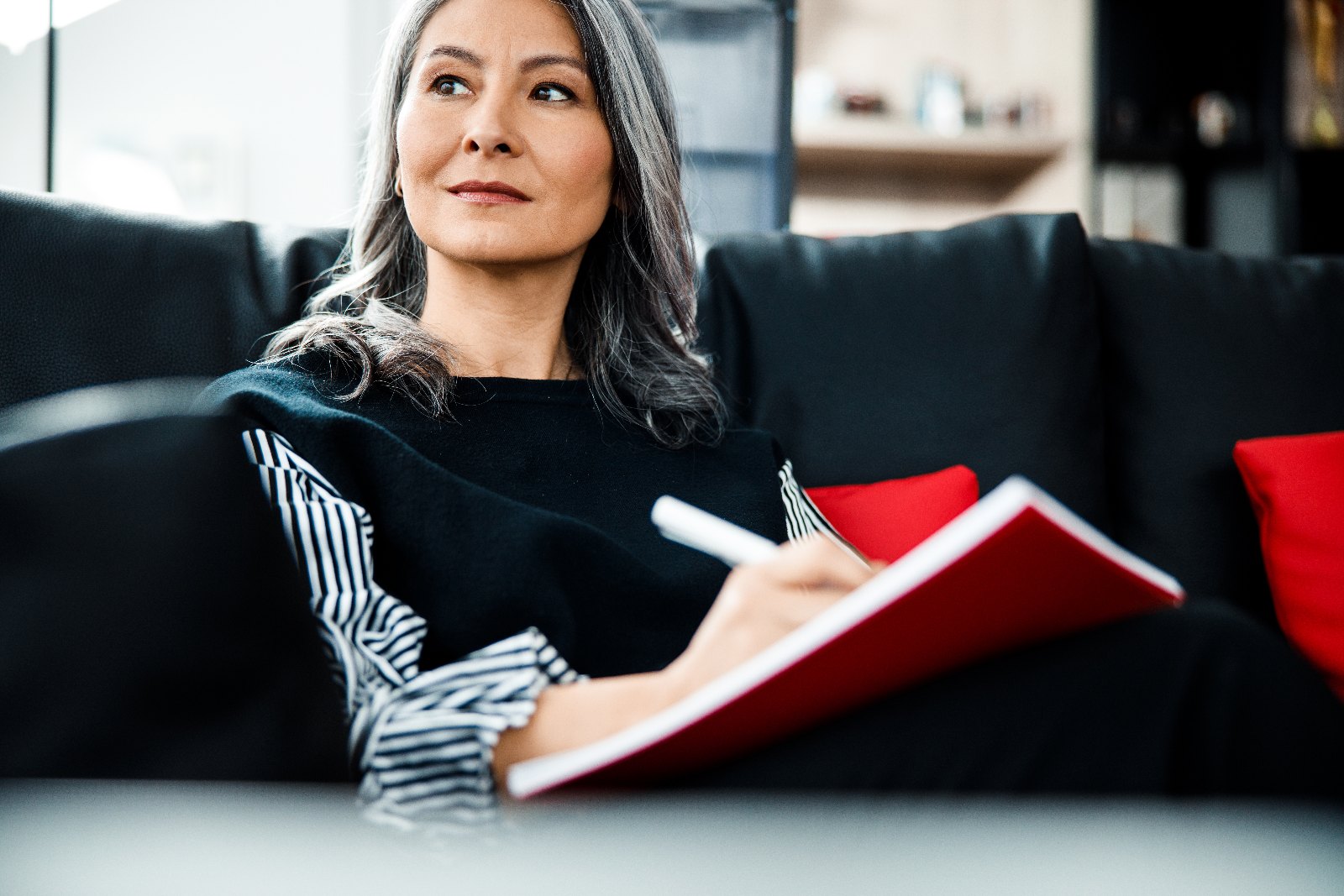 Why Clients Relax When You Don’t Need the Outcome