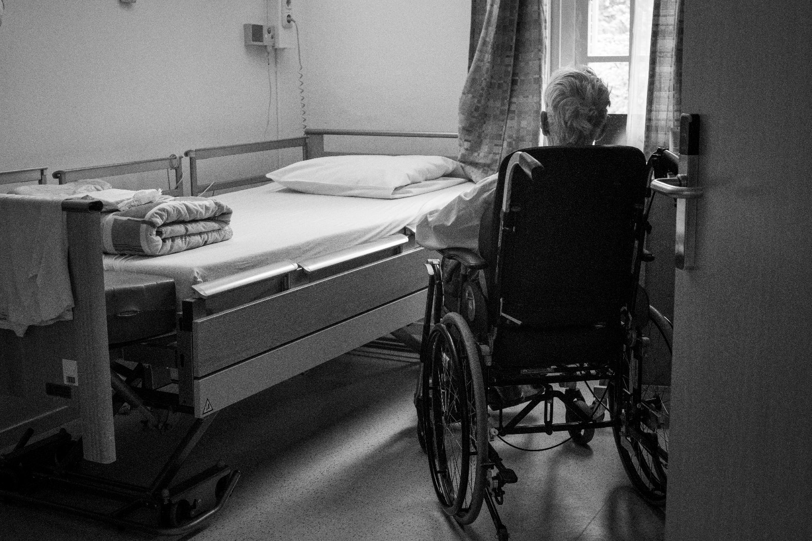 When a Loved One Enters a Nursing Home Dispute: What Financial Advisors Should Know About the Legal Process