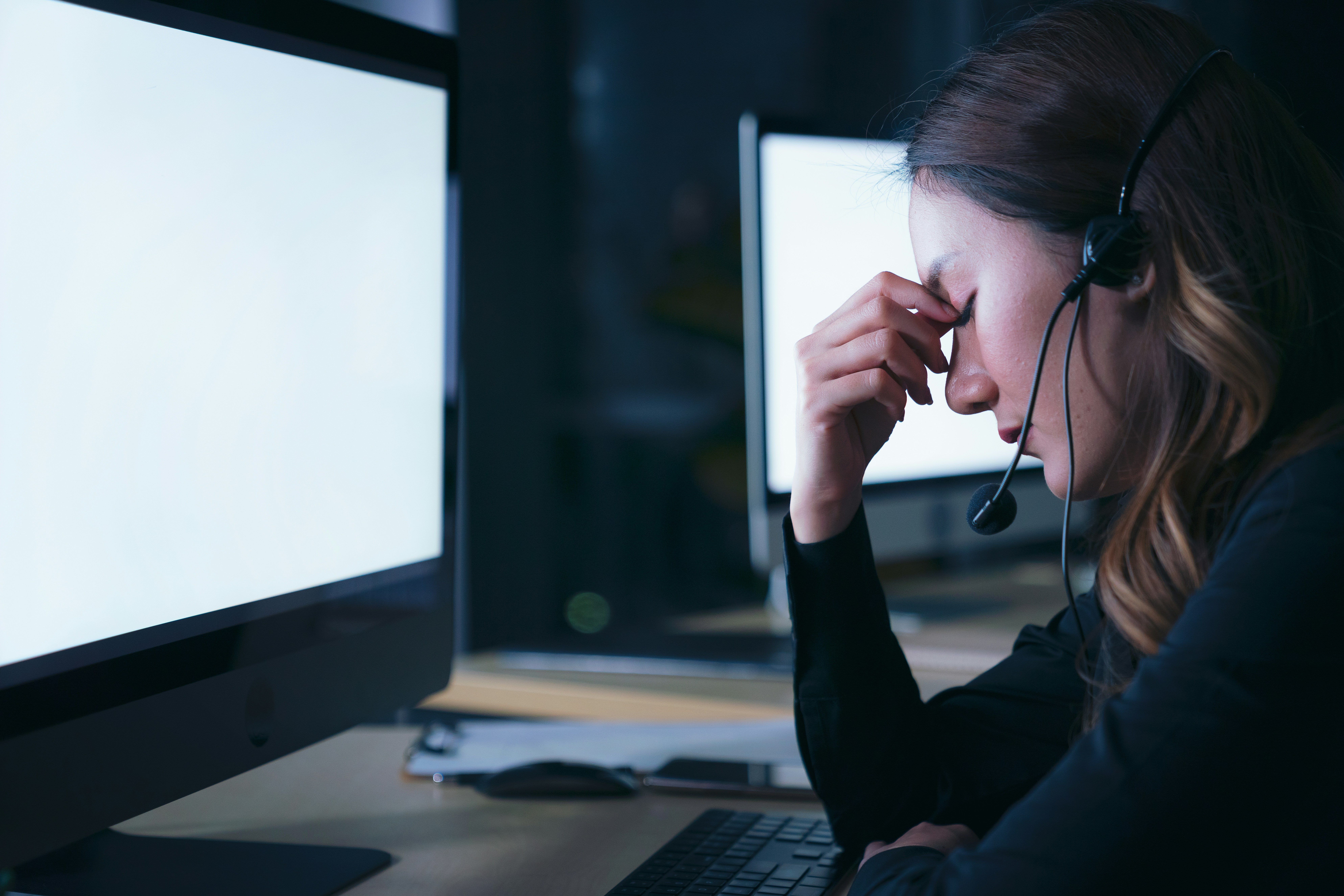 Eliminate These 7 Pain Points To Improve Customer Experience and Retention
